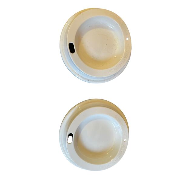 Two 2020 Starbucks 16 oz Holiday Reusable Plastic Cups w/lids Christmas Design - Picture 6 of 6